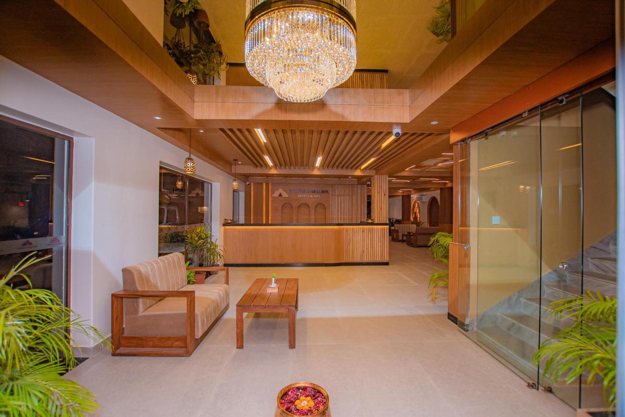 Temple Himalaya Hotel & Spa Ποκάρα Εξωτερικό φωτογραφία